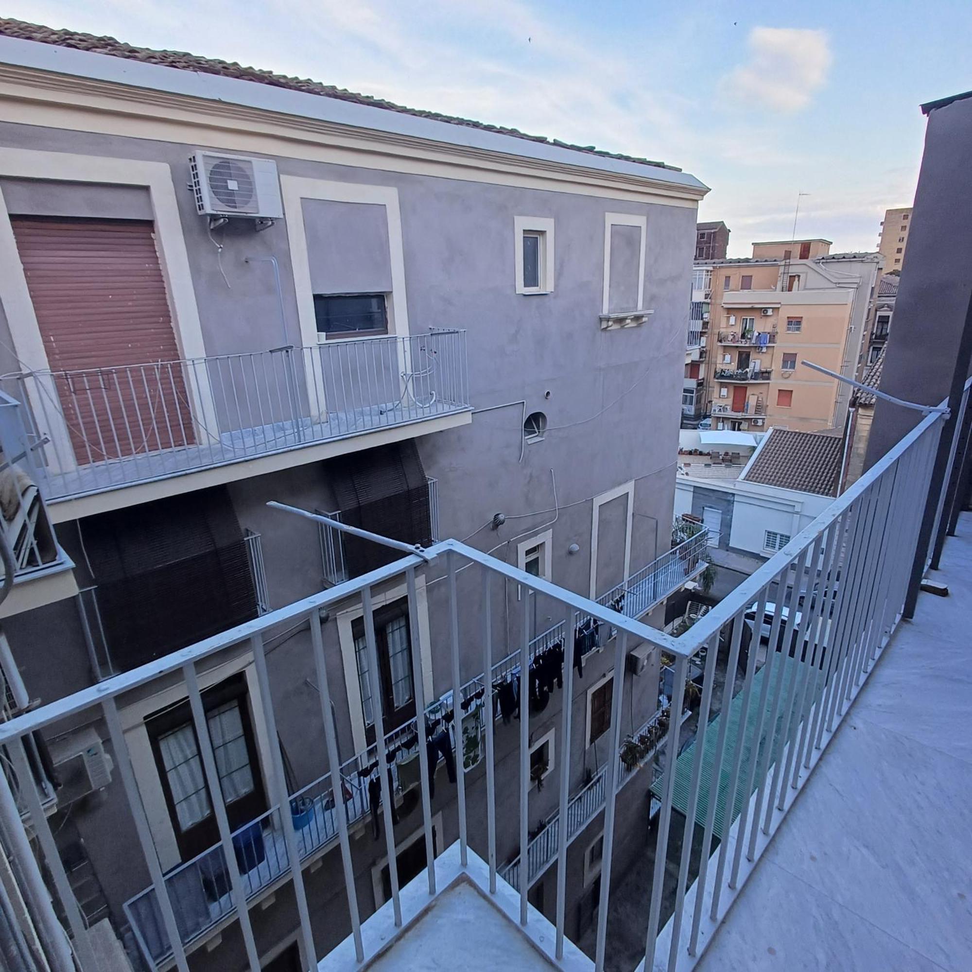 Verdi Apartments Катания Екстериор снимка